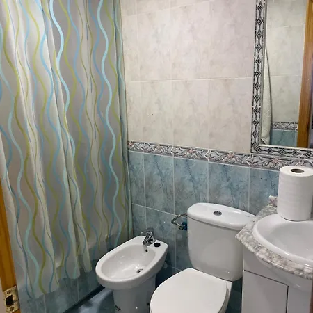 1-bedroom La Loma 5 Min To The Beach Apartment *